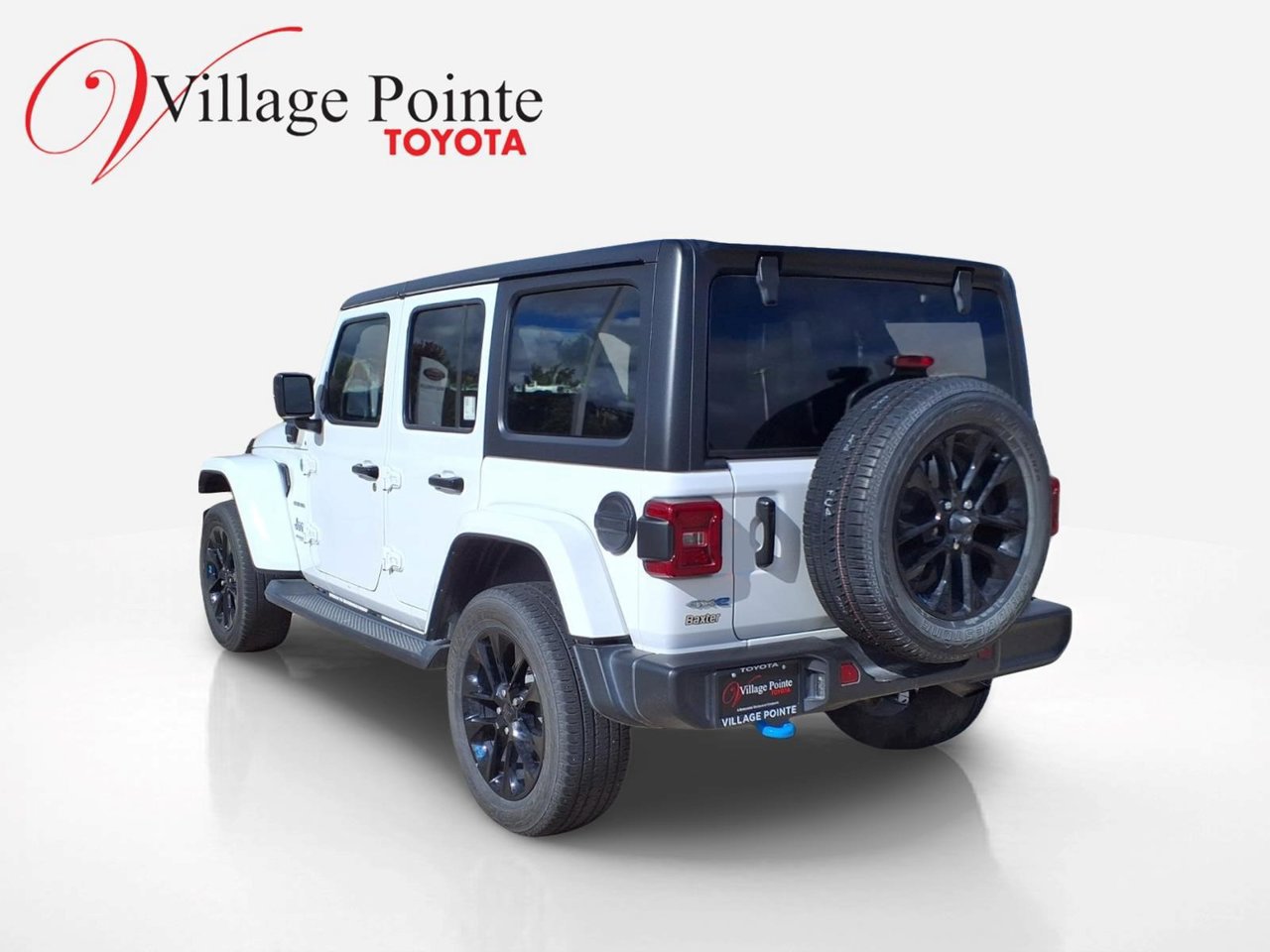 Used 2022 Jeep Wrangler Unlimited Sahara AWD/4WD image 3