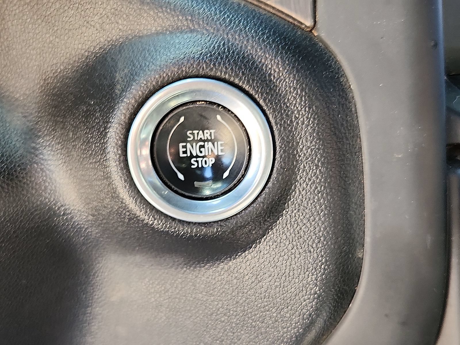 Used 2022 GMC Sierra 2500 AT4 AWD/4WD image 17