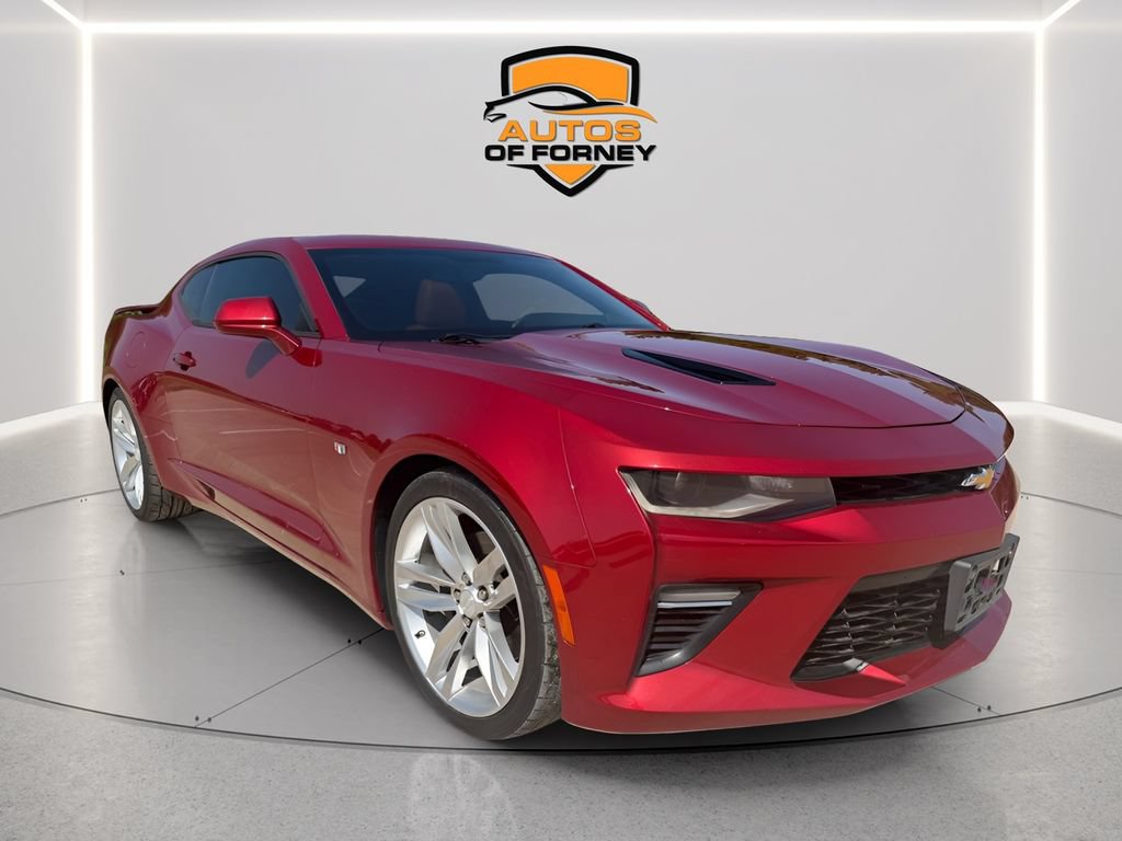 Used 2018 Chevrolet Camaro SS RWD image 5