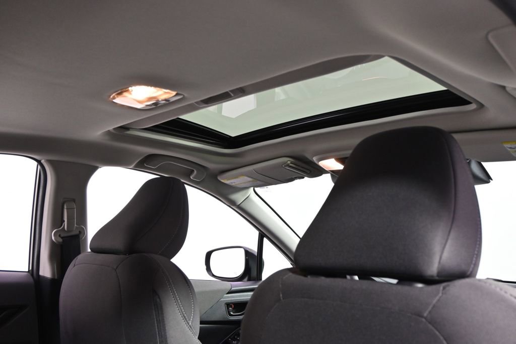 Used 2026 Subaru Crosstrek 2.0i Premium image 17