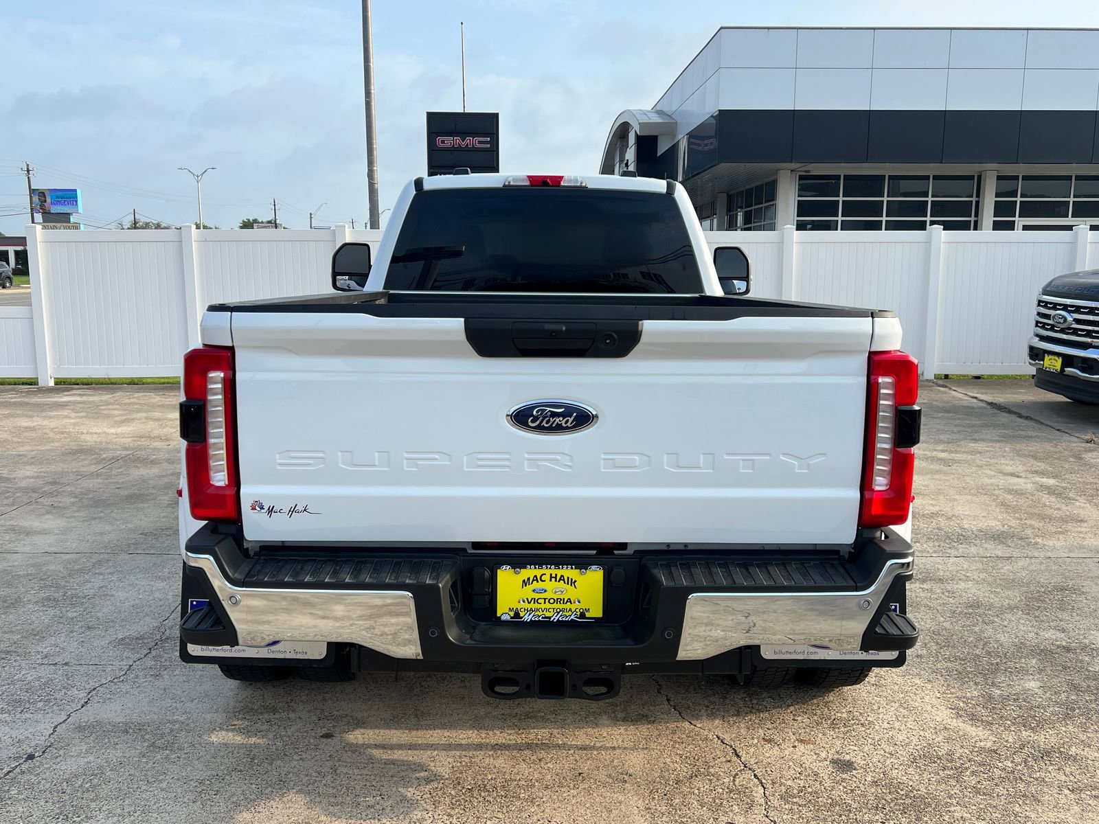 Used 2026 Ford F450 XLT w/ 360-Degree Camera Package AWD/4WD image 4