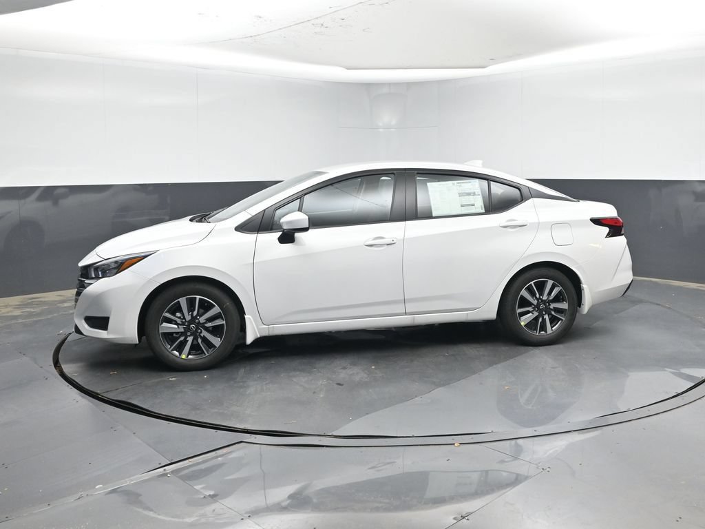 Used 2025 Nissan Versa SV w/ Trunk Package FWD image 2