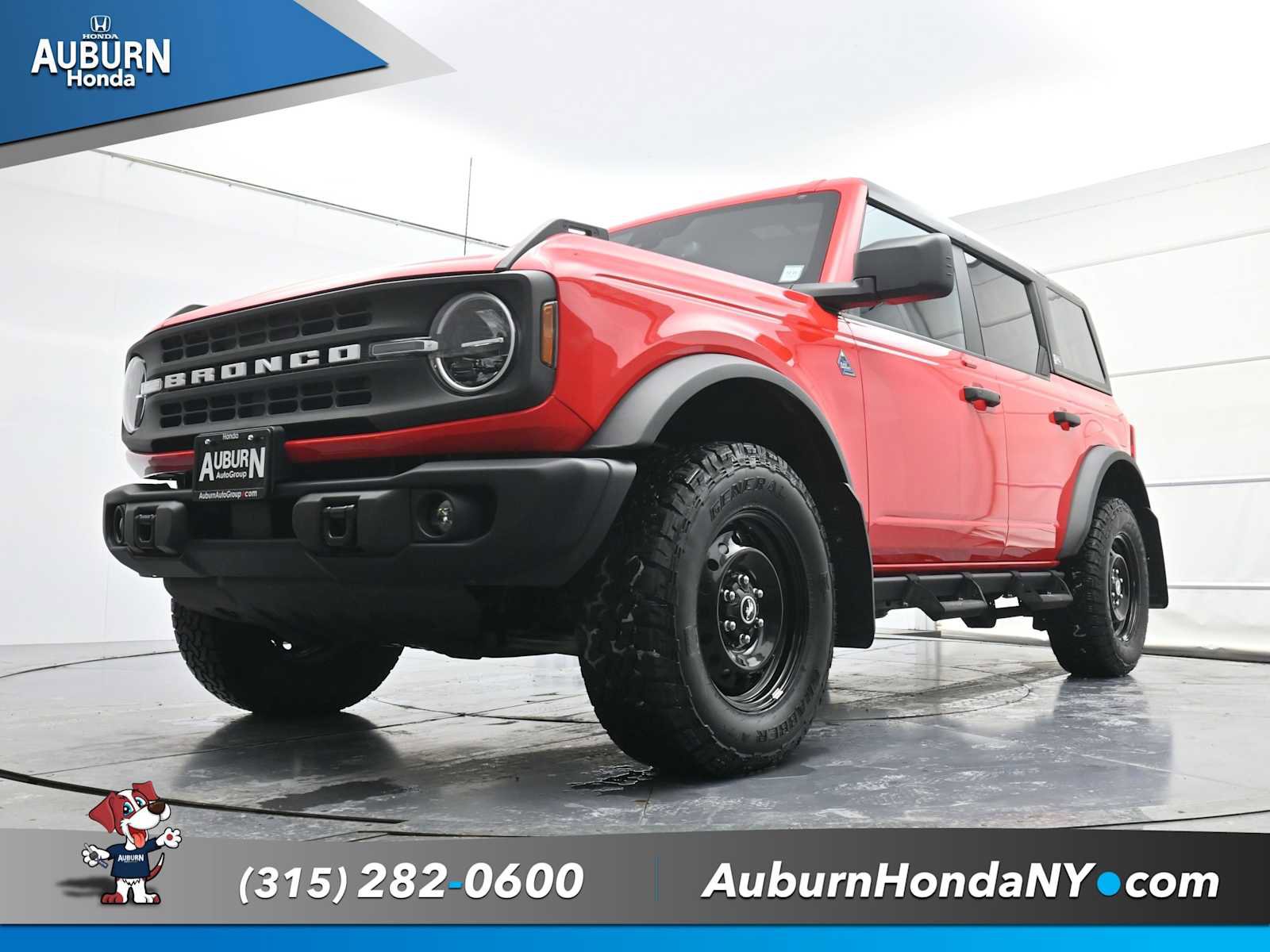 Used 2023 Ford Bronco Black Diamond image 18