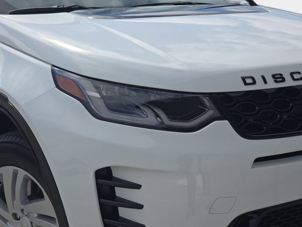 New 2026 Land Rover Discovery Sport Landmark AWD/4WD image 32