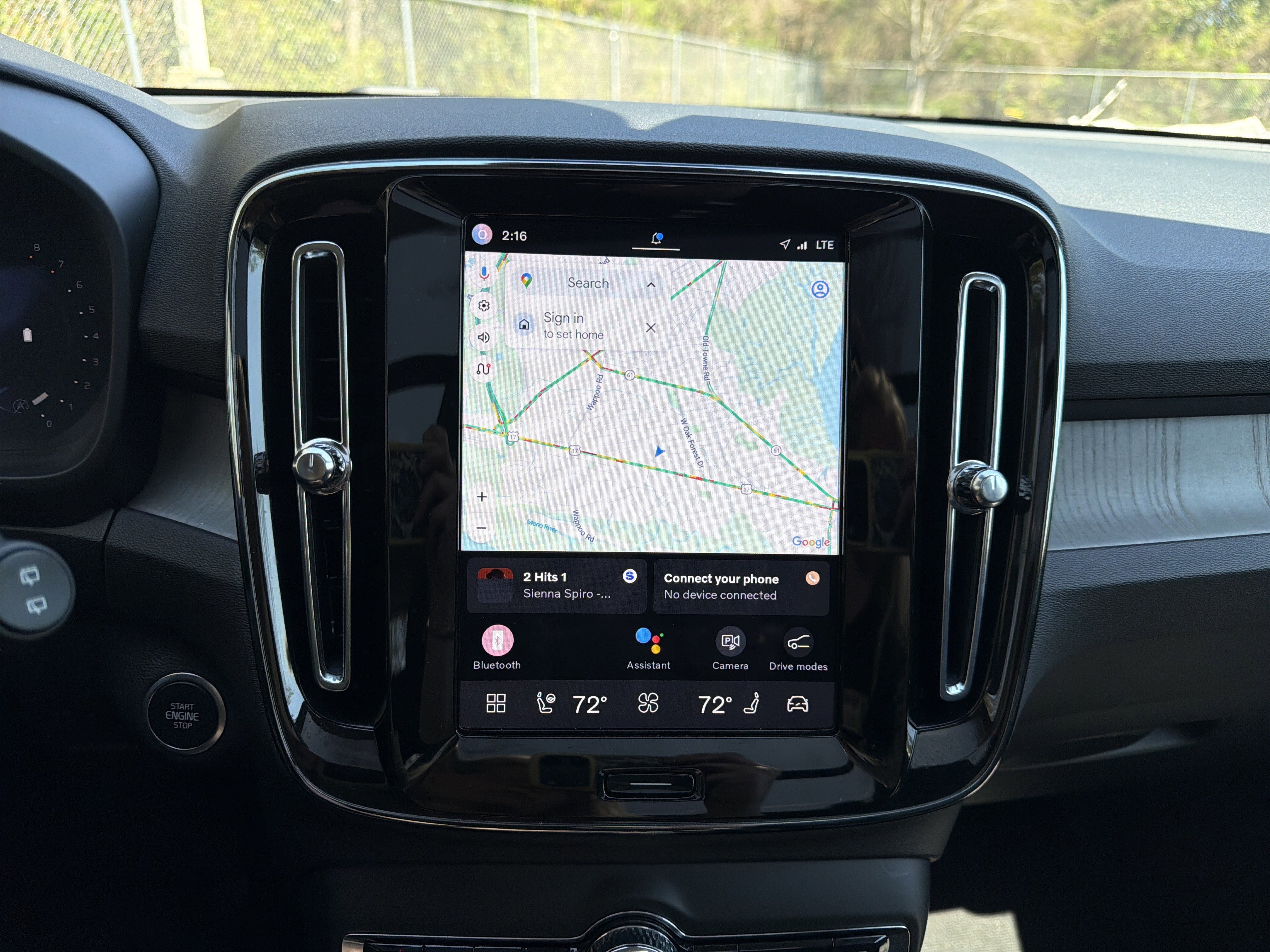 Certified 2025 Volvo XC40 B5 Core image 24