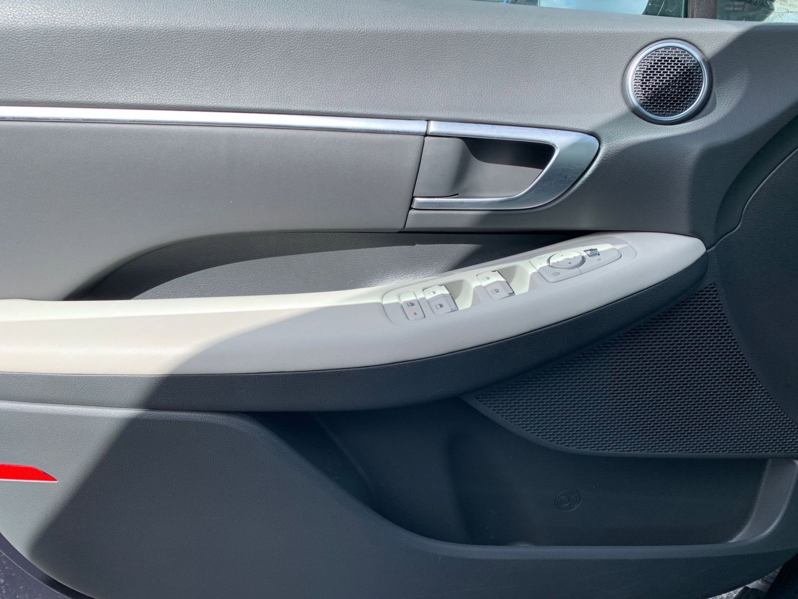 Used 2025 Hyundai Sonata SEL image 18