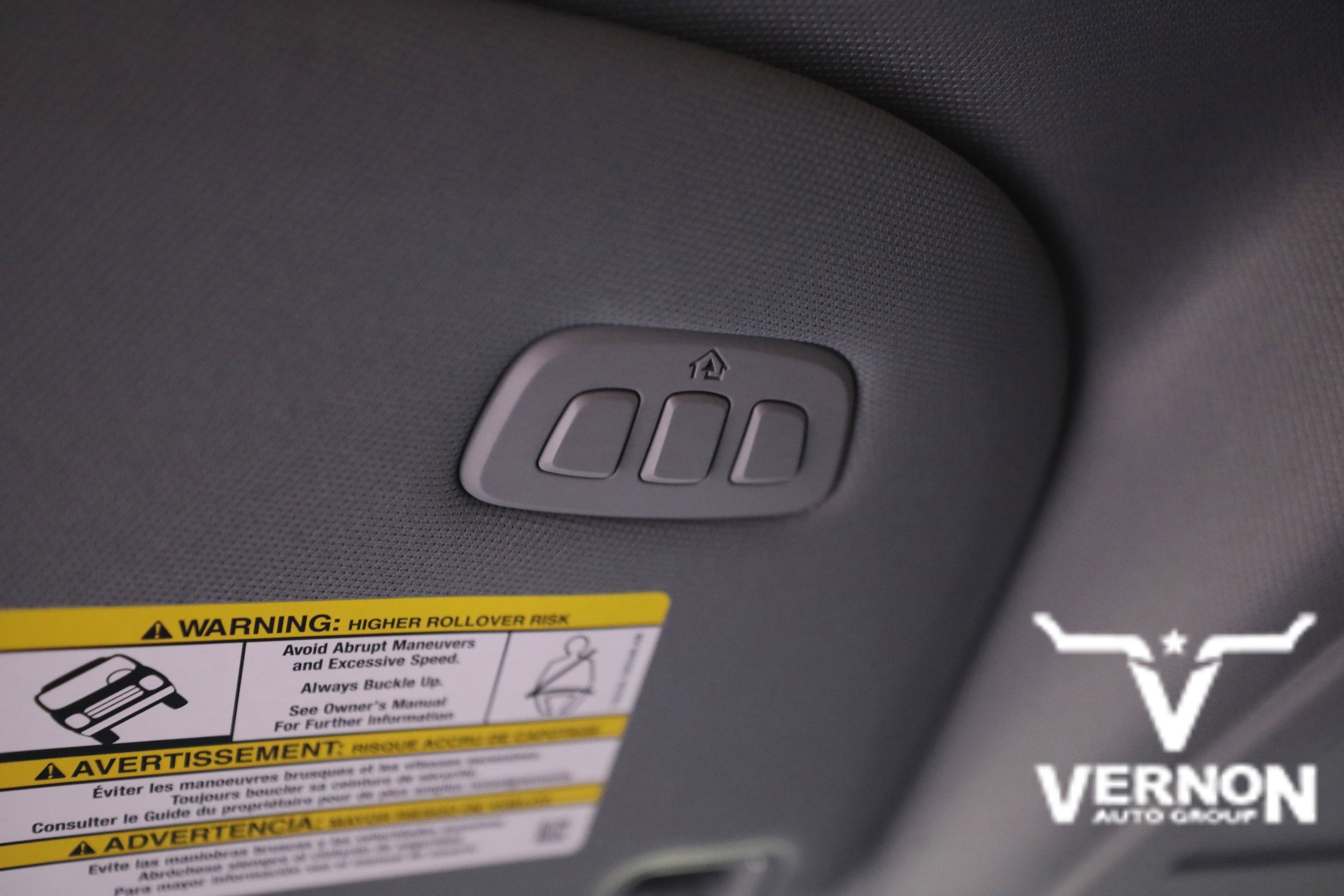 New 2026 Ford F250 Lariat w/ Black Appearance Package image 28