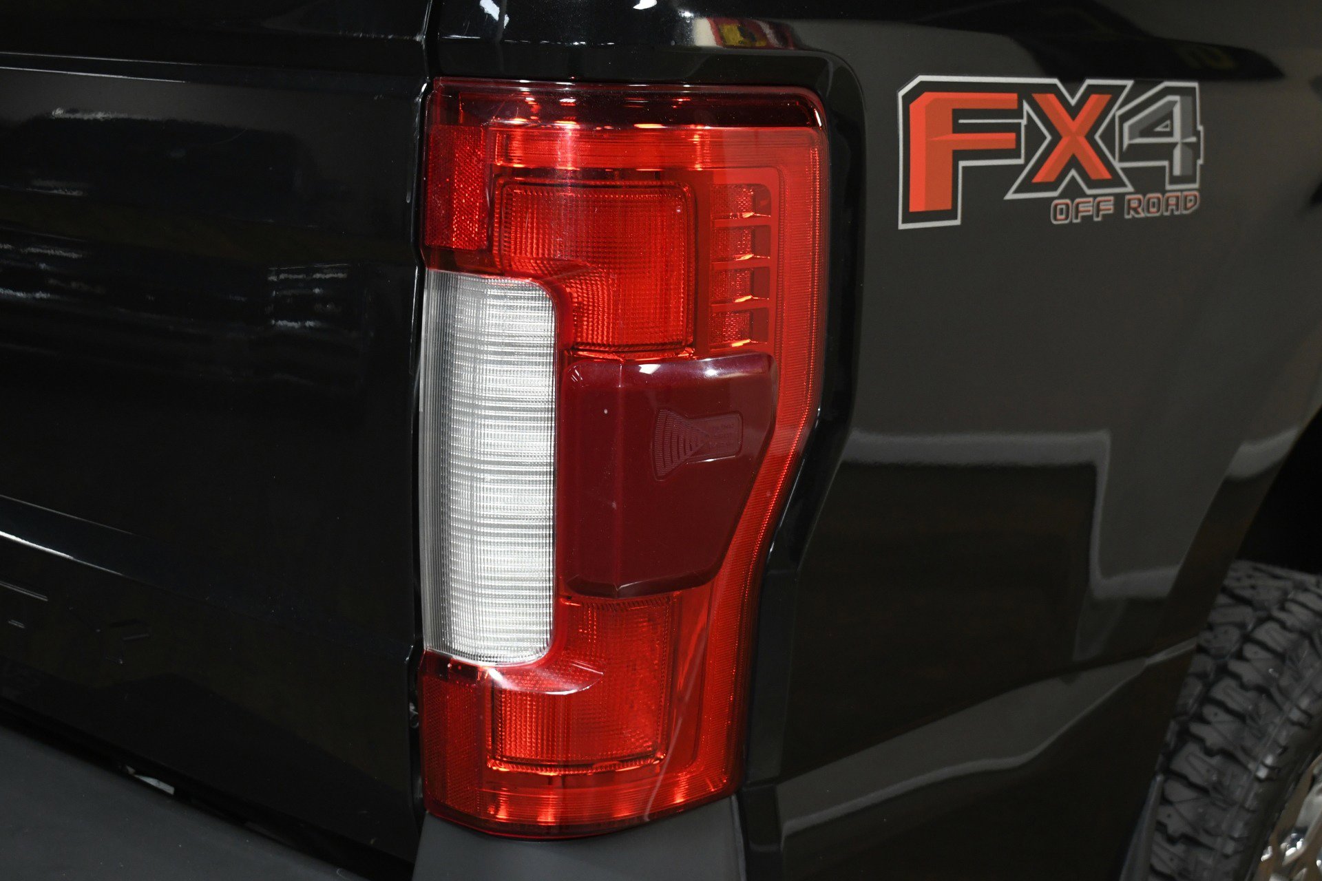 Used 2019 Ford F250 Lariat w/ Lariat Ultimate Package image 59