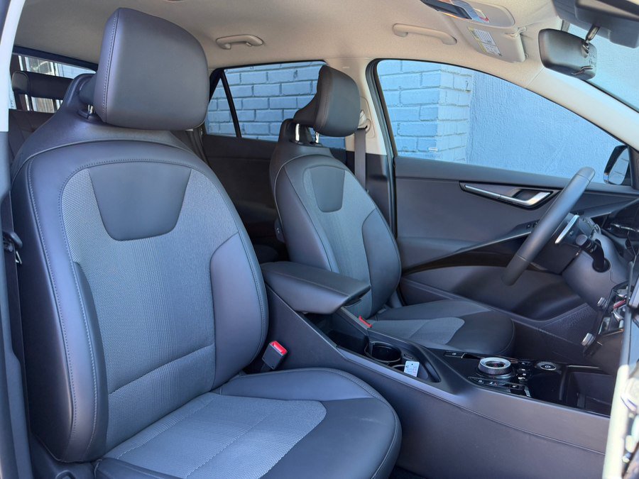 Used 2024 Kia Niro Wind w/ Wind Preserve Package FWD image 33
