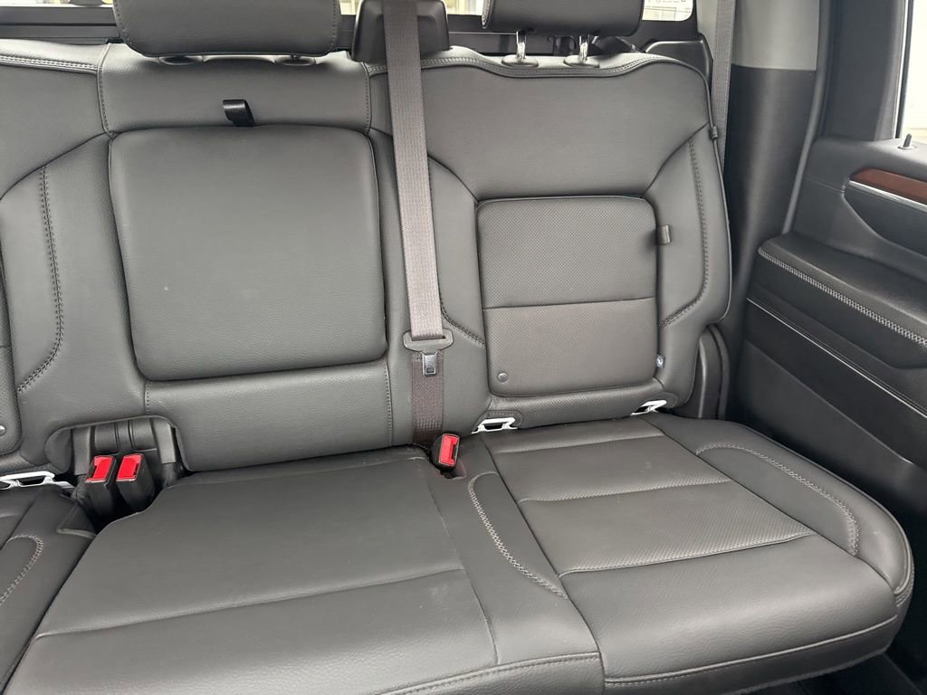 Used 2024 GMC Sierra 3500 Denali w/ Denali Reserve Package image 16