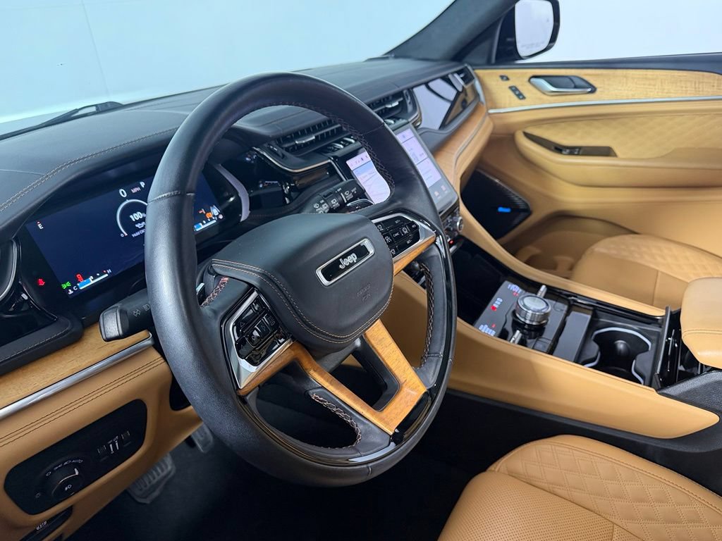 Certified 2022 Jeep Grand Cherokee Summit AWD/4WD image 19