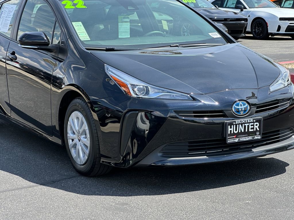 Used 2022 Toyota Prius L Eco image 11