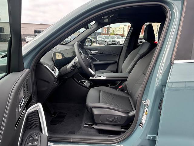 New 2026 BMW X1 xDrive28i w/ Technology Package image 4