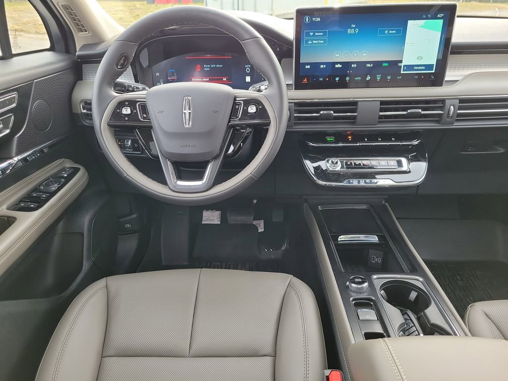 New 2026 Lincoln Corsair Premiere image 12