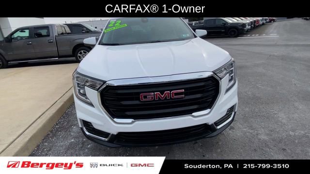 Certified 2022 GMC Terrain SLE w/ Driver Convenience Package image 3