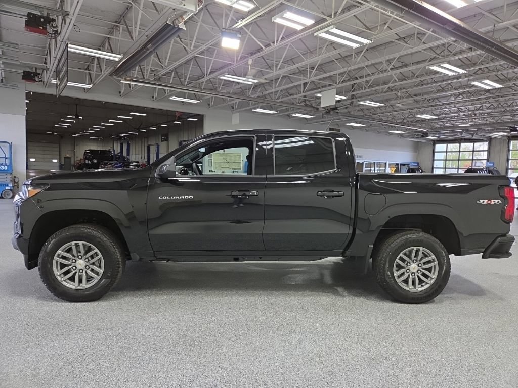 New 2026 Chevrolet Colorado LT w/ Advanced Trailering Package AWD/4WD image 4