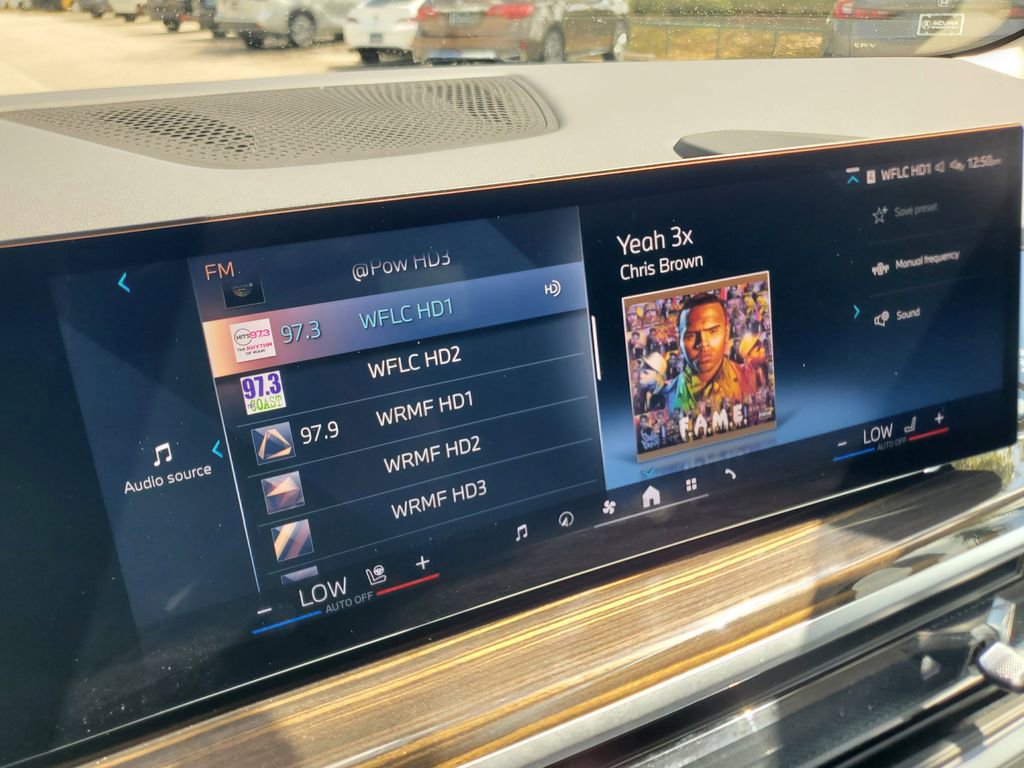 Used 2025 BMW X7 xDrive40i image 30