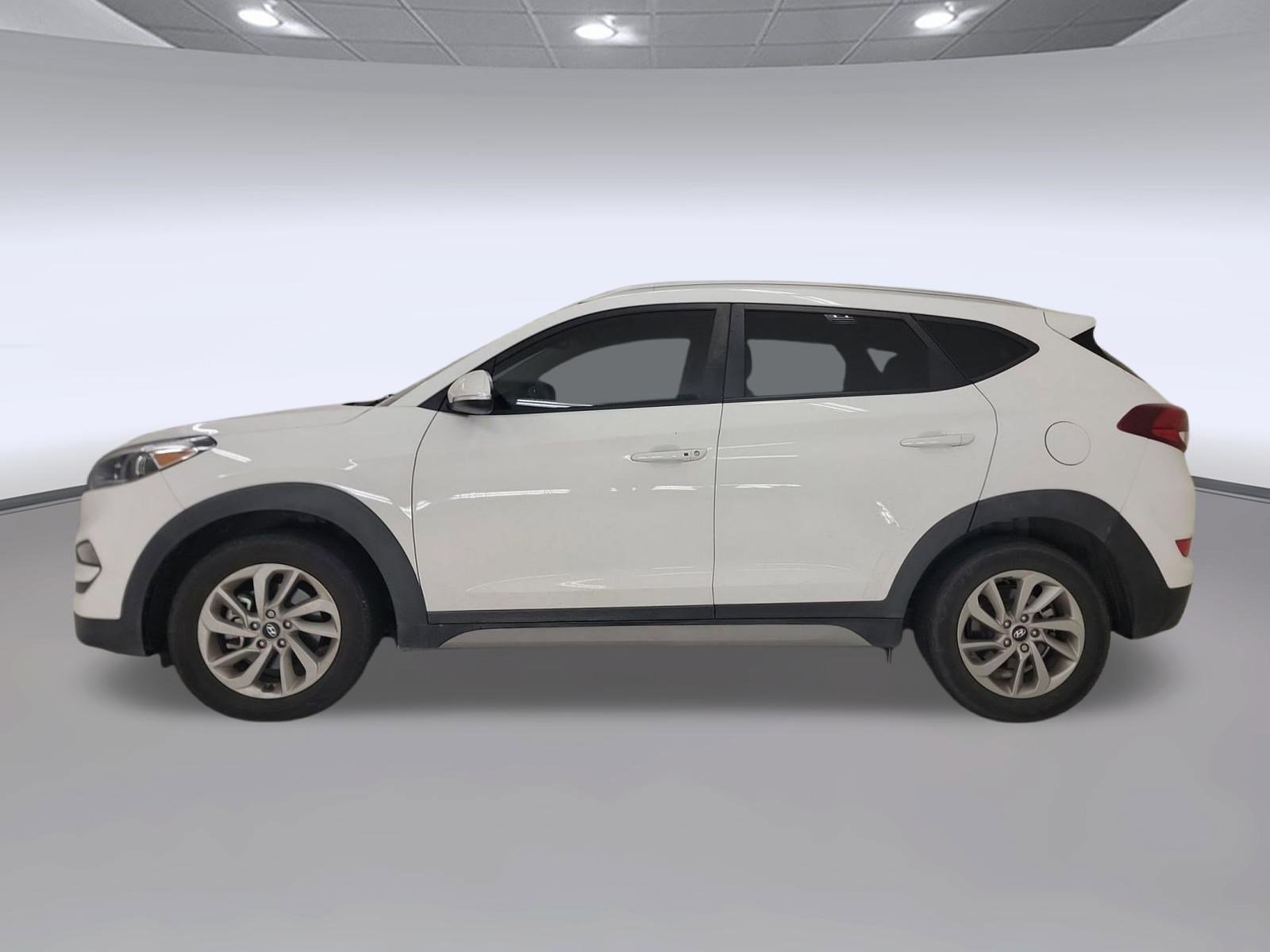 Used 2018 Hyundai Tucson SEL Plus FWD image 2