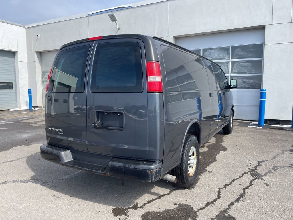 Used 2016 Chevrolet Express 3500 Extended image 7