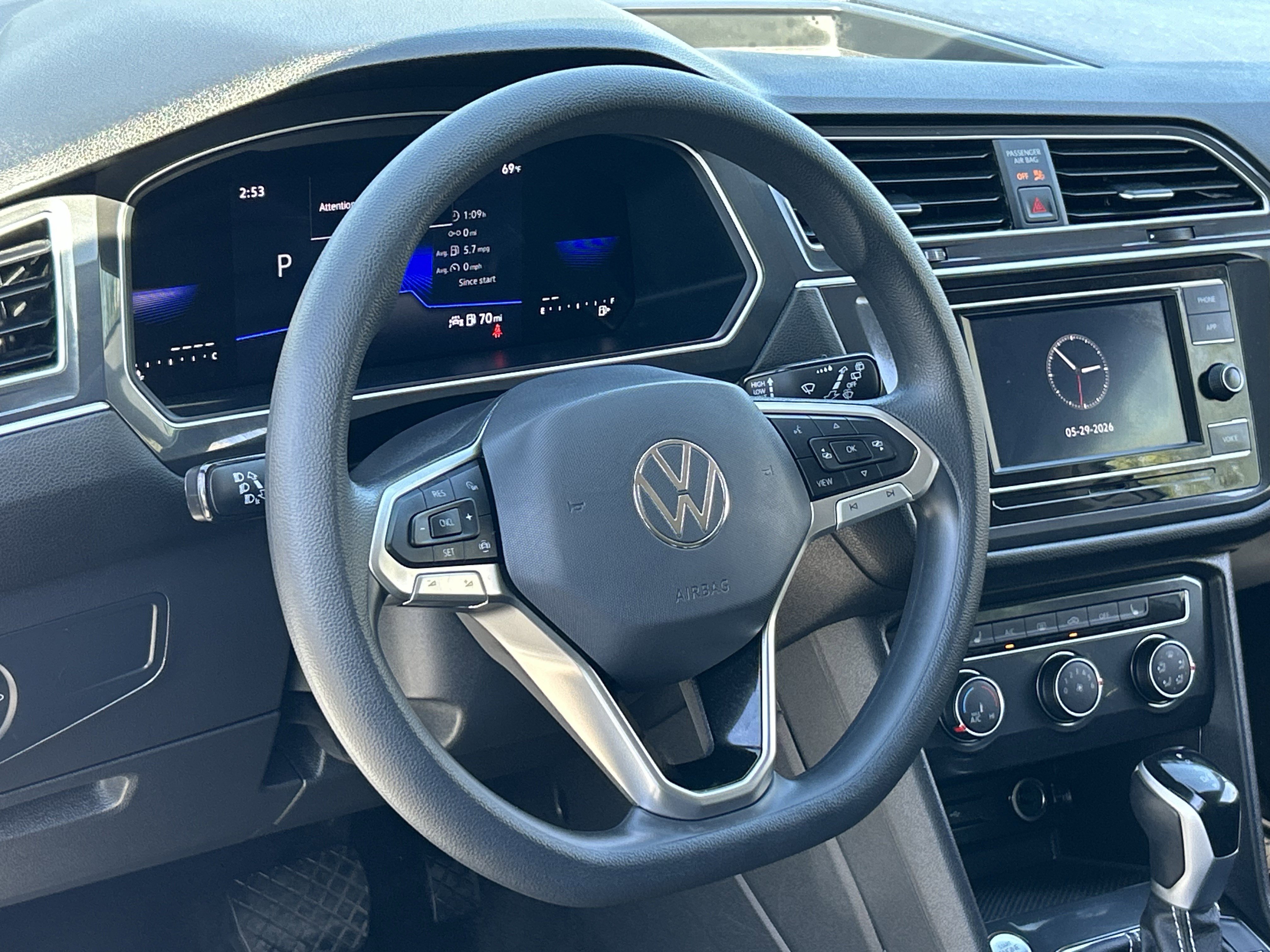 Used 2023 Volkswagen Tiguan S FWD image 25