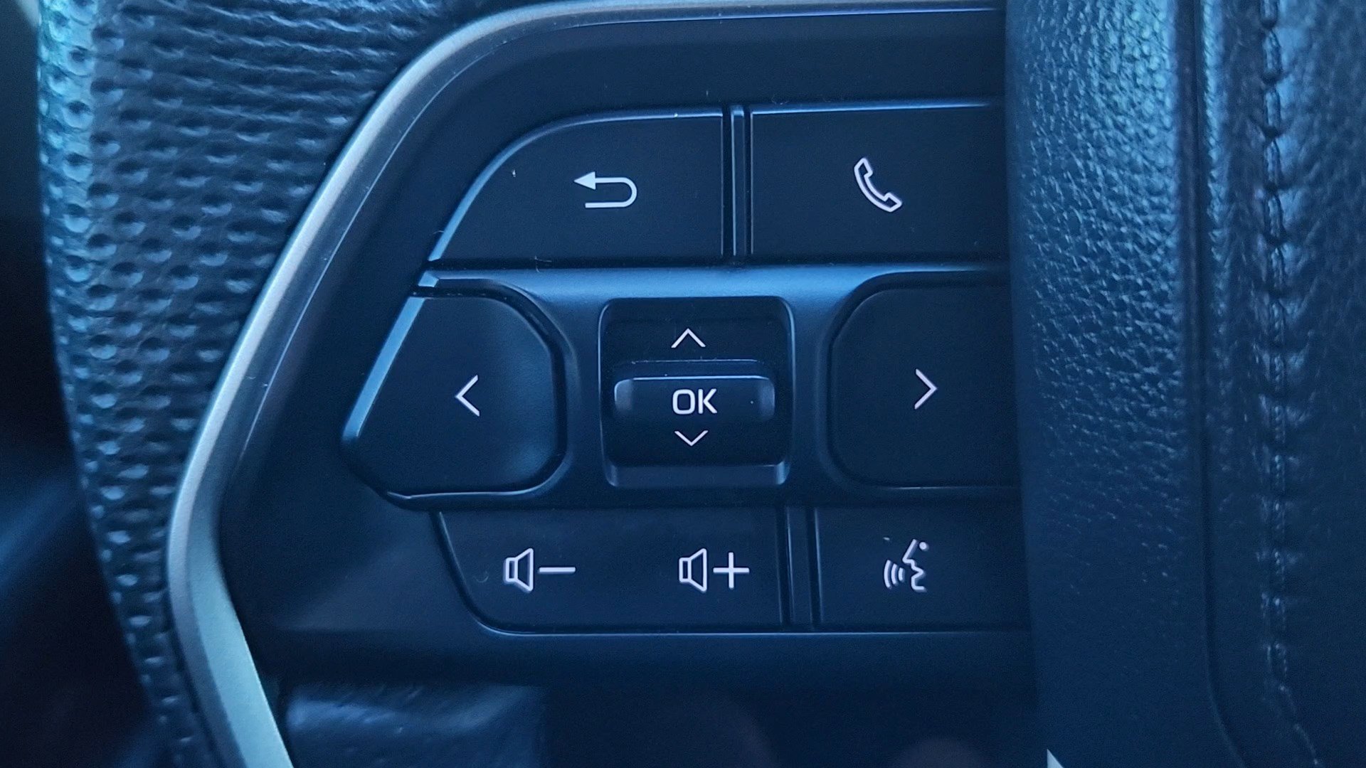 Used 2024 Toyota Tacoma TRD Sport image 12