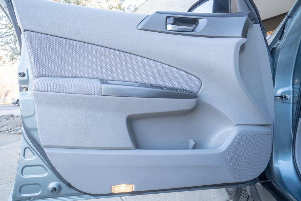 Used 2012 Subaru Forester 2.5X Premium w/ Popular Pkg 2 image 7