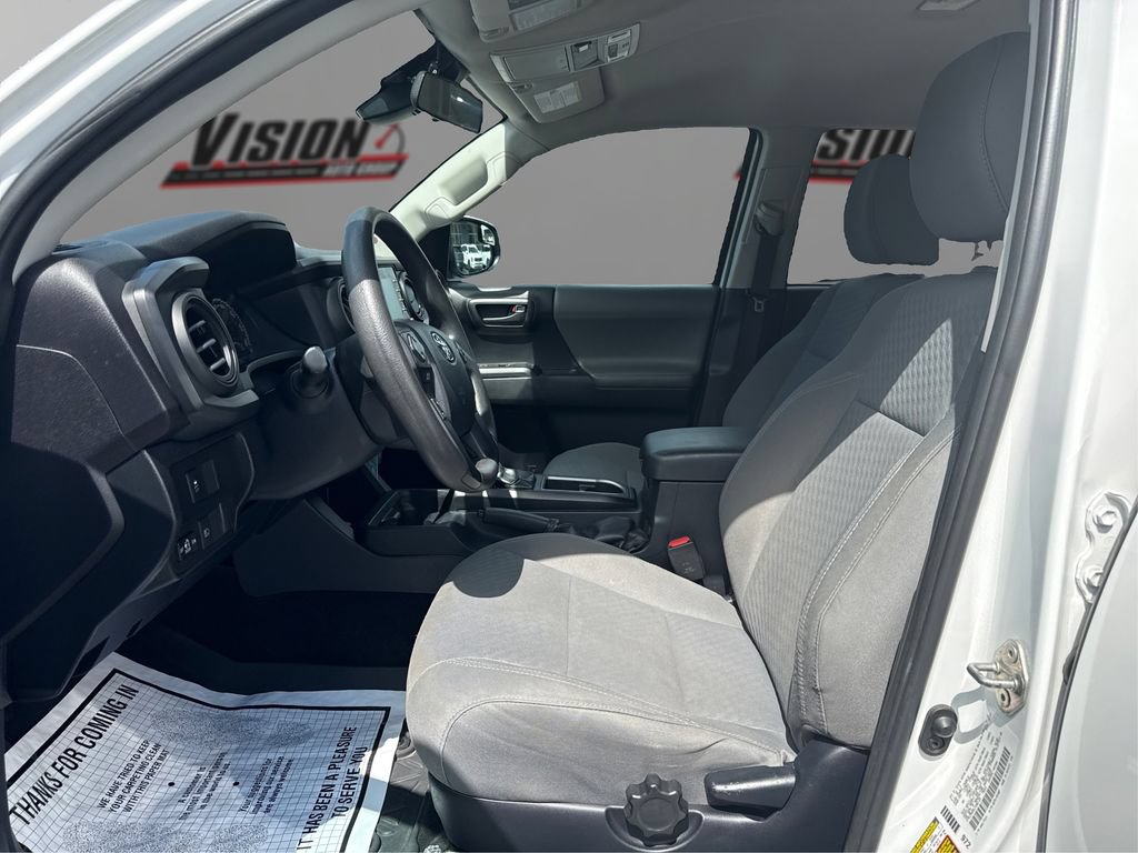 Used 2020 Toyota Tacoma SR AWD/4WD image 10