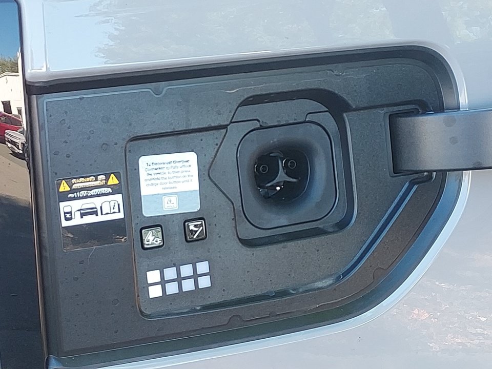 New 2026 Hyundai Ioniq 9 SE AWD/4WD image 29