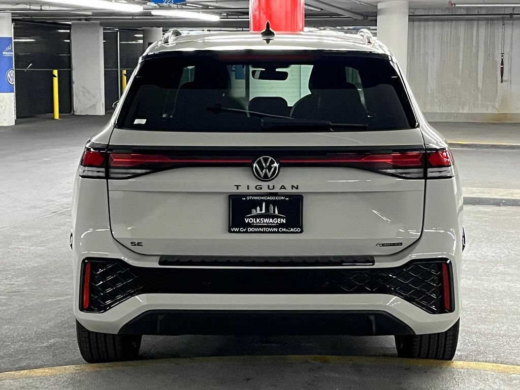 New 2026 Volkswagen Tiguan SE R-Line AWD/4WD image 33