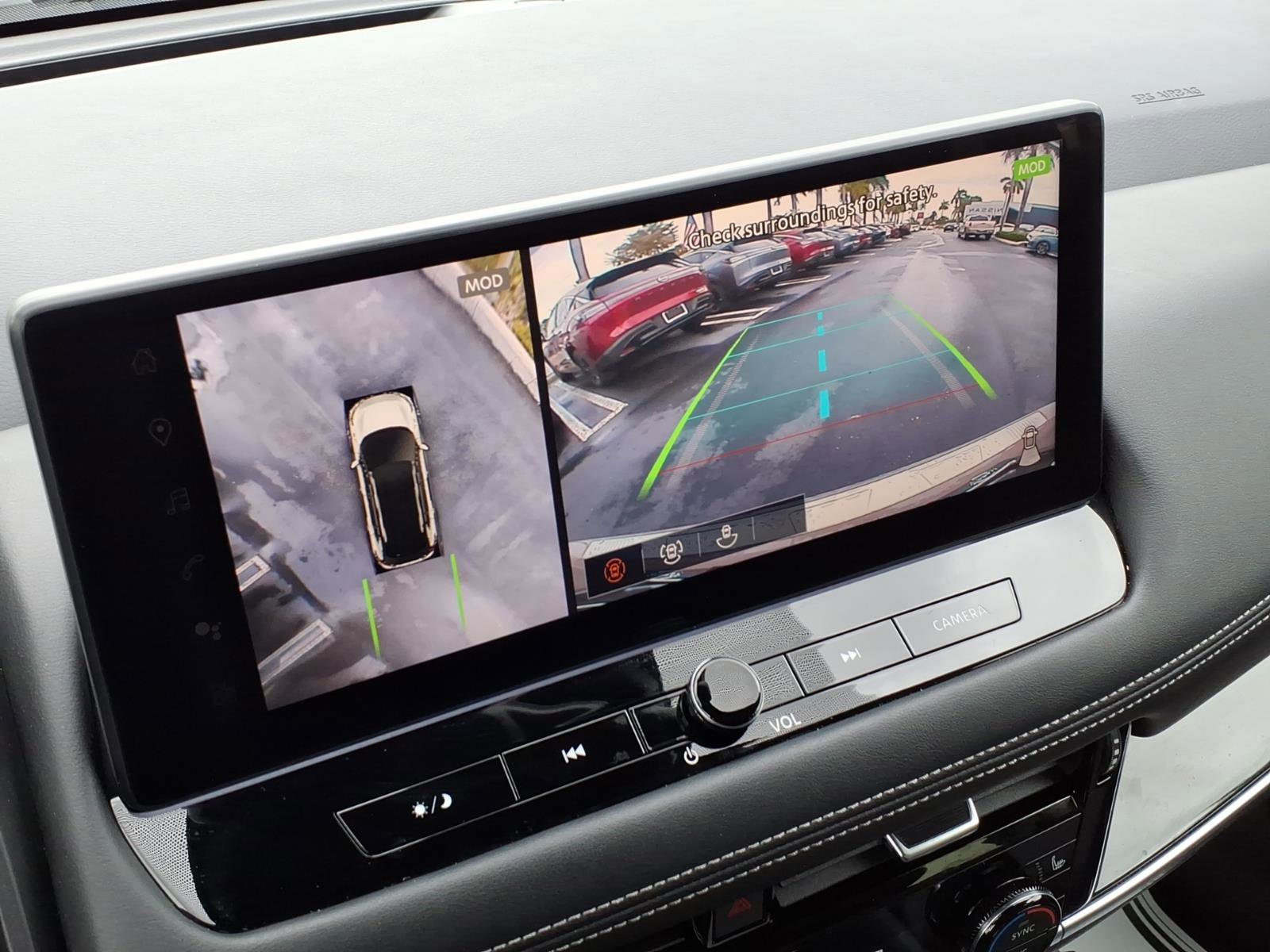 Certified 2024 Nissan Rogue SL w/ SL Premium Package image 28