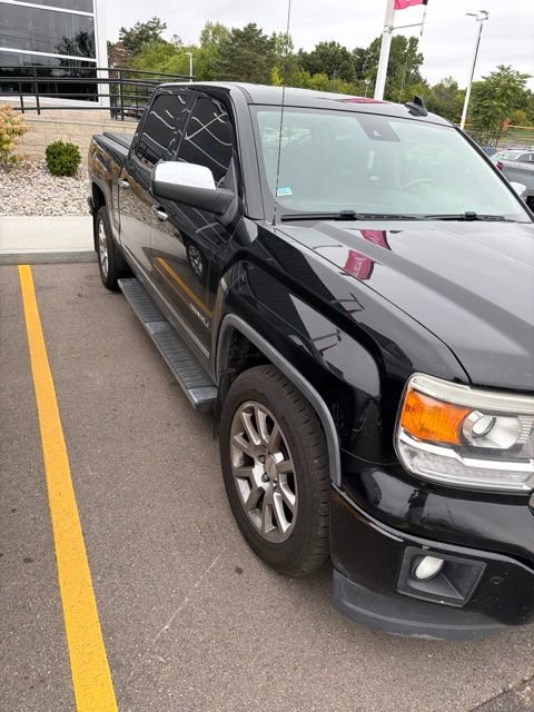 Used 2015 GMC Sierra 1500 Denali w/ Driver Alert Package AWD/4WD image 3