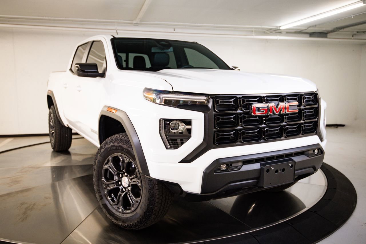 Used 2023 GMC Canyon Elevation w/ Convenience Package AWD/4WD image 10