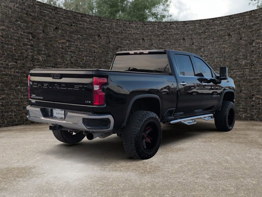 Used 2023 Chevrolet Silverado 2500 LTZ AWD/4WD image 7