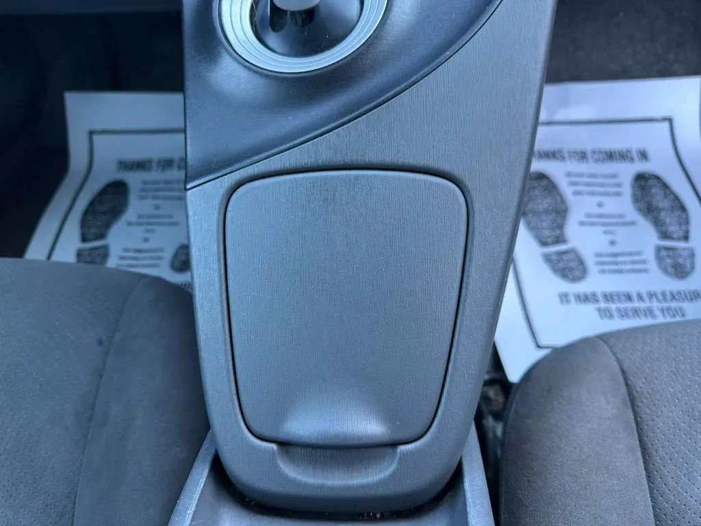 Used 2010 Toyota Prius Five image 40