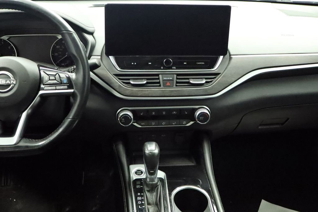Used 2023 Nissan Altima 2.5 SV w/ SV Premium Package AWD/4WD image 25