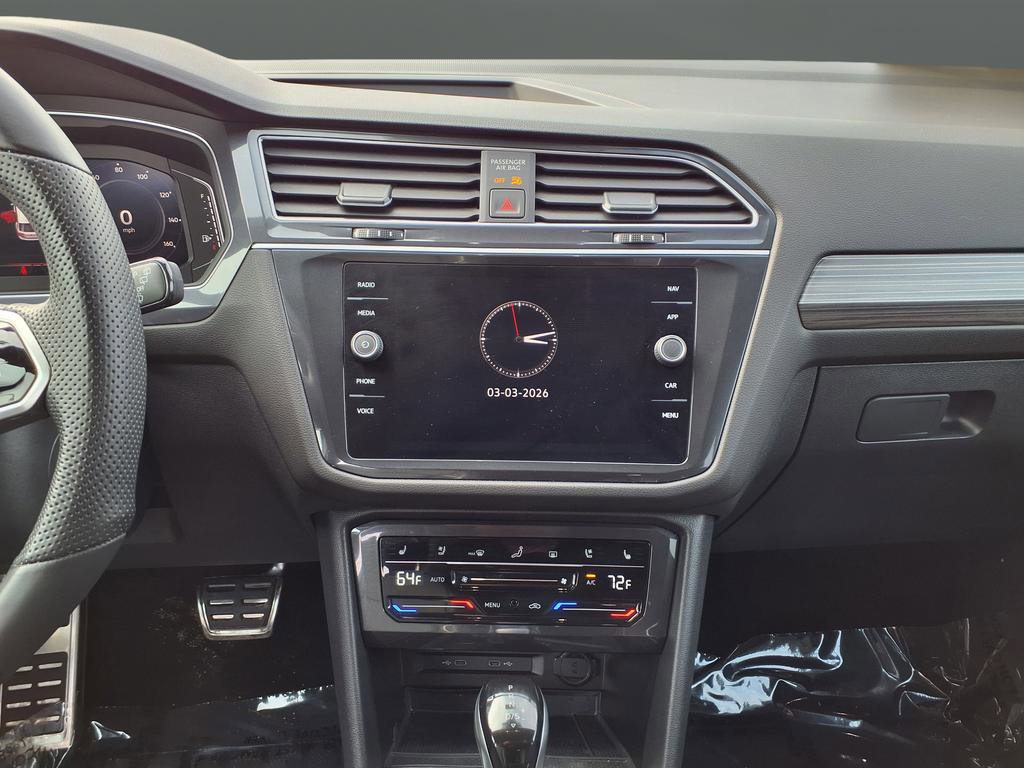 Used 2024 Volkswagen Tiguan SEL R-Line image 19