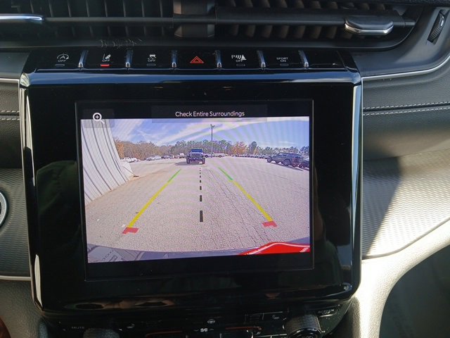 Used 2023 Jeep Grand Cherokee L Laredo image 50