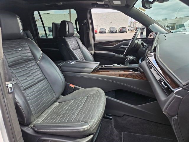 Certified 2023 Cadillac Escalade ESV Sport Platinum w/ LPO, ONYX Package image 20