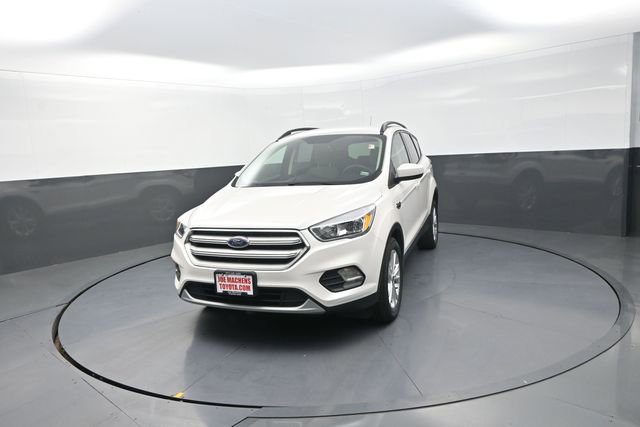 Used 2018 Ford Escape SE image 39