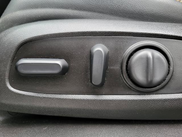 Used 2019 GMC Terrain SLT w/ Preferred Package image 20