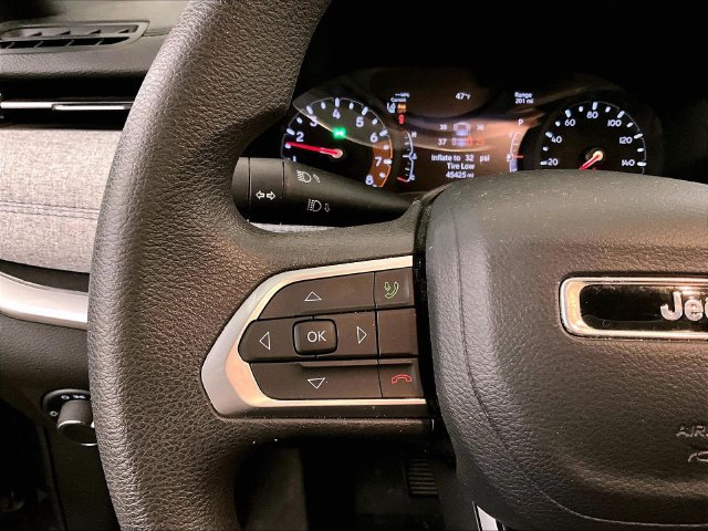 Used 2024 Jeep Compass Sport AWD/4WD image 17