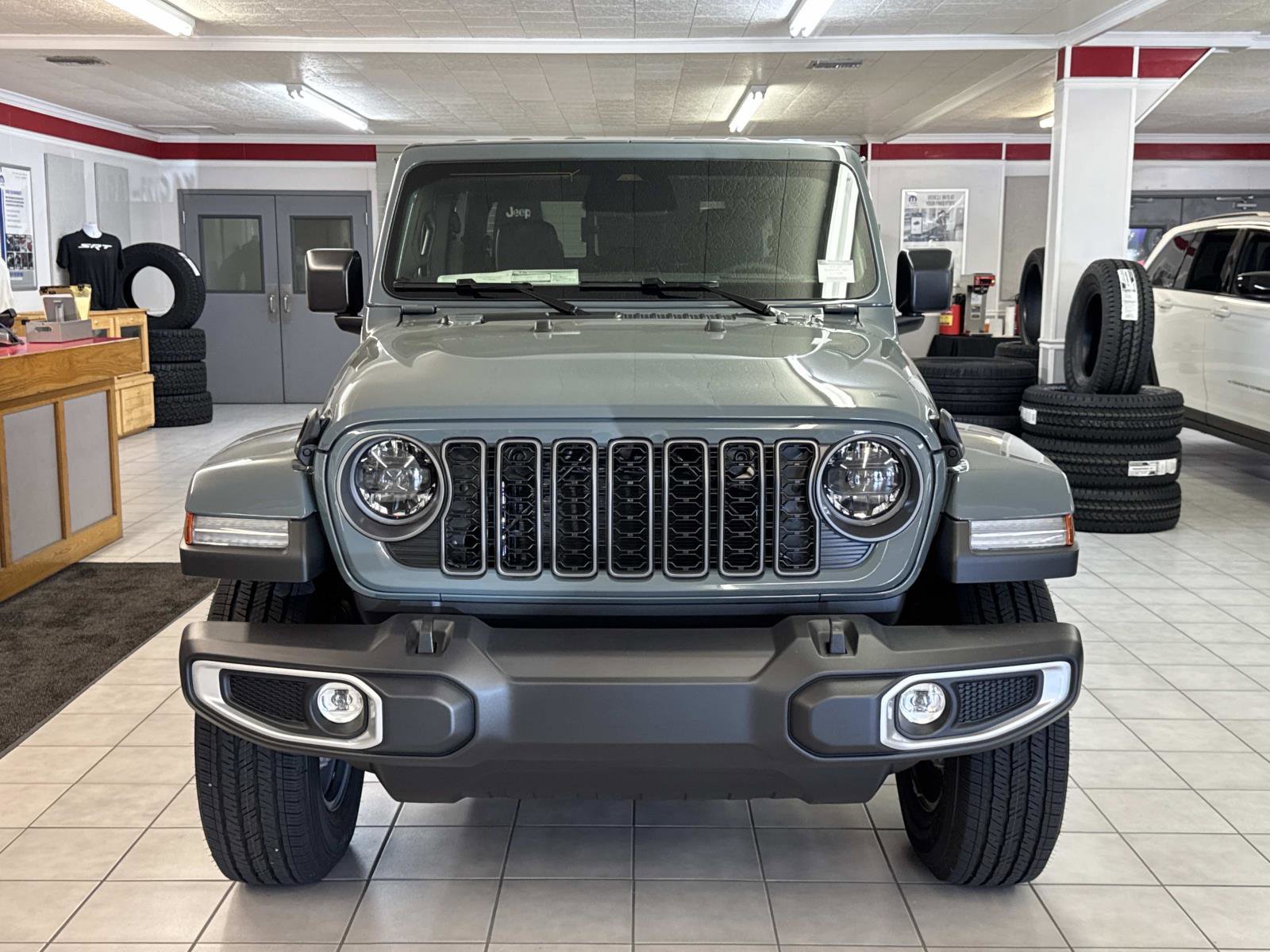 New 2026 Jeep Gladiator Sport AWD/4WD image 2