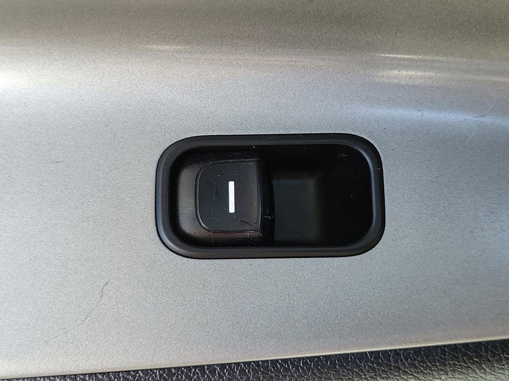 Used 2018 Kia Niro LX FWD image 17