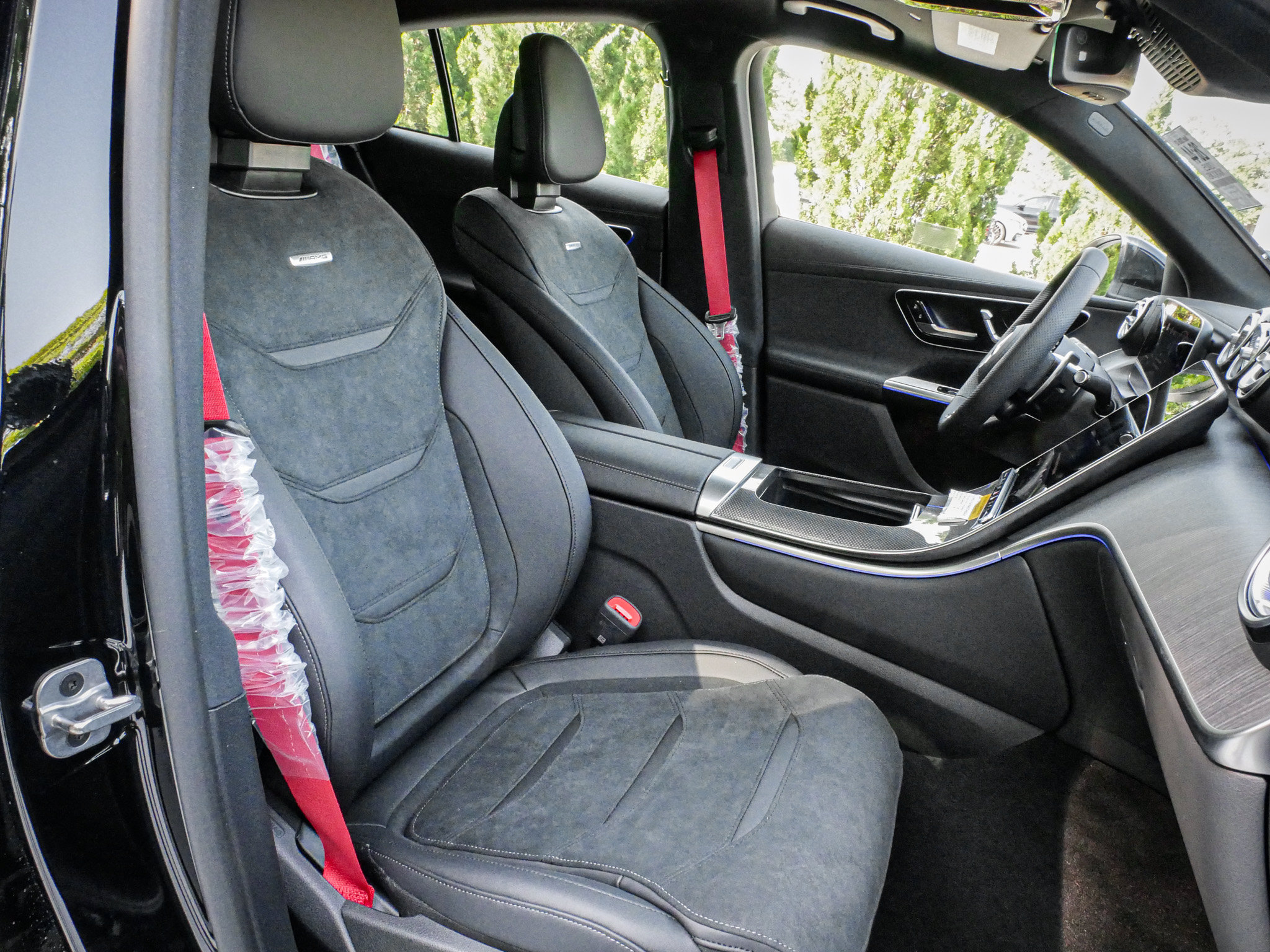 Used 2025 Mercedes-Benz GLC 63 AMG S image 33