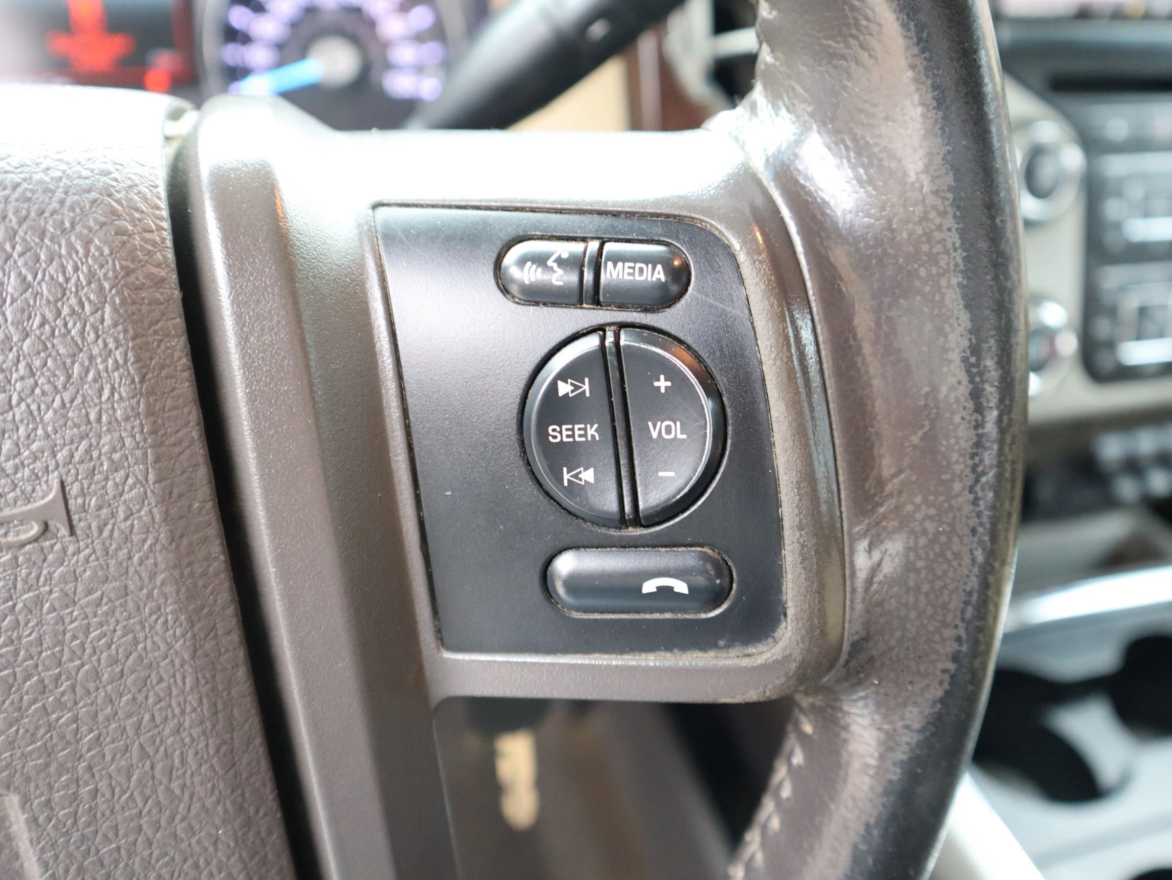 Used 2014 Ford F250 Lariat w/ Lariat Interior Package image 19