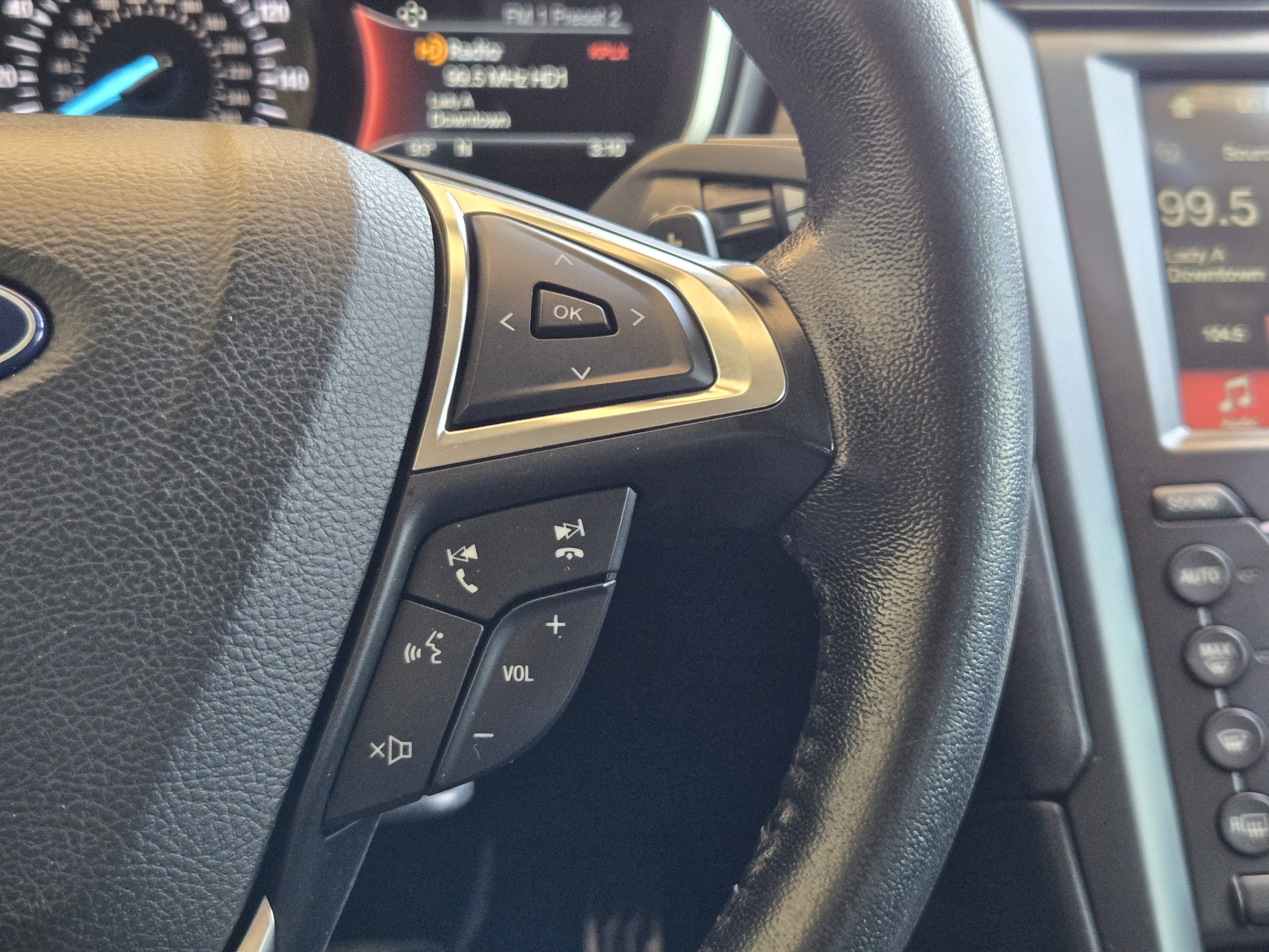 Used 2018 Ford Fusion Titanium AWD/4WD image 25