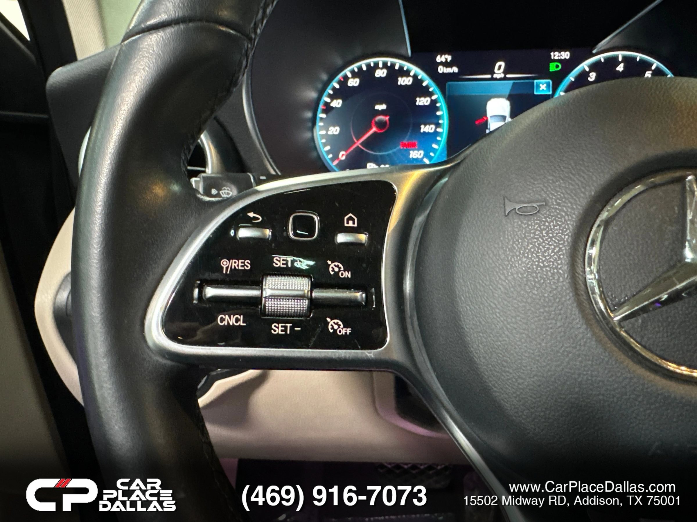 Used 2021 Mercedes-Benz GLC 300 w/ Premium Package image 40