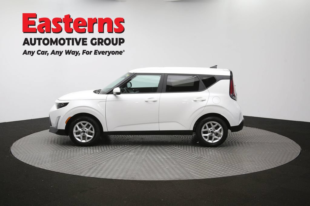 Used 2024 Kia Soul LX w/ Option Group 015 FWD image 59