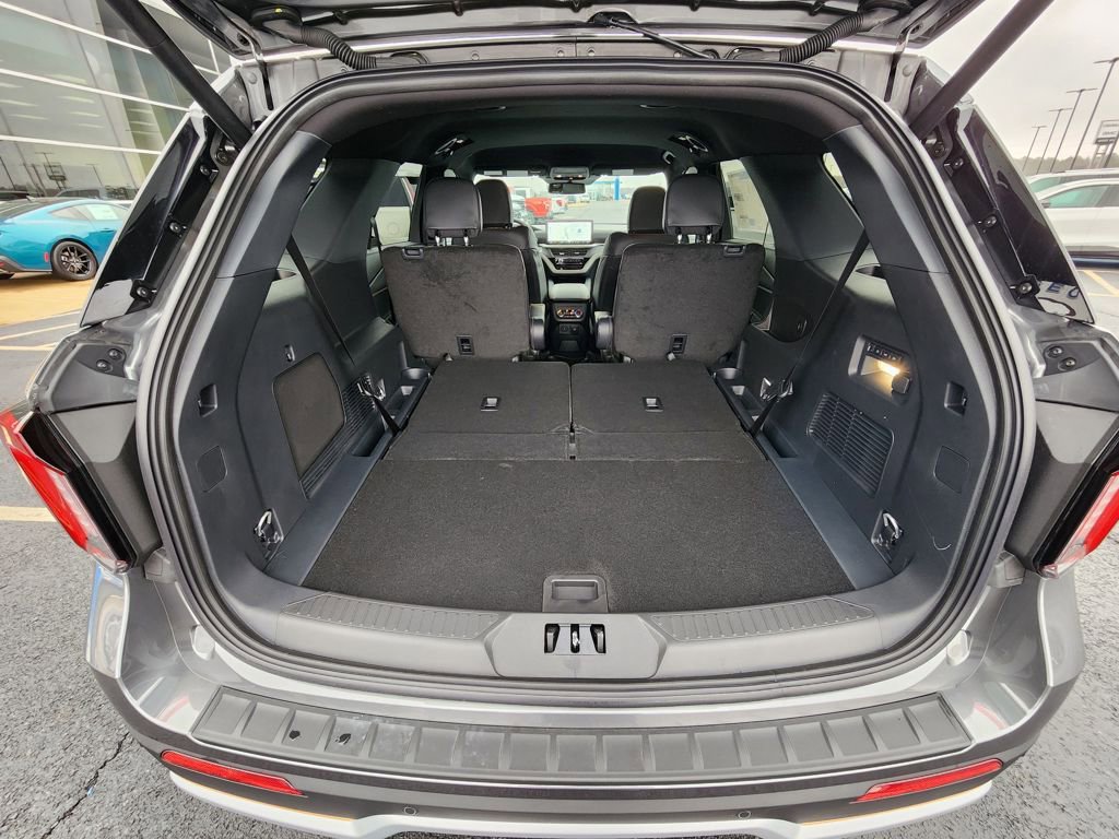 New 2026 Ford Explorer Tremor w/ Tremor Convenience Package image 16