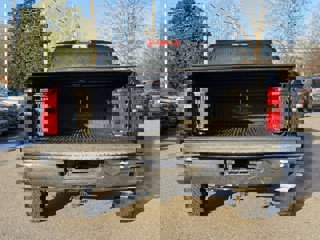 Used 2018 Chevrolet Silverado 1500 LT image 19